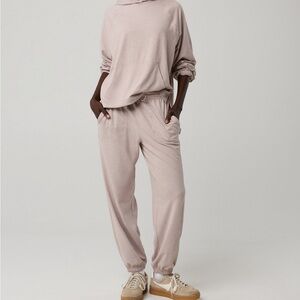 Aerie Taupe Lounge Pants